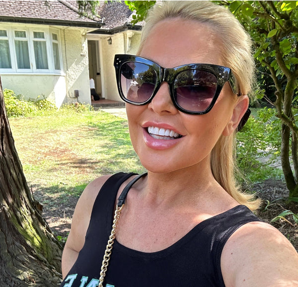 Pre order Logan sunglasses - black
